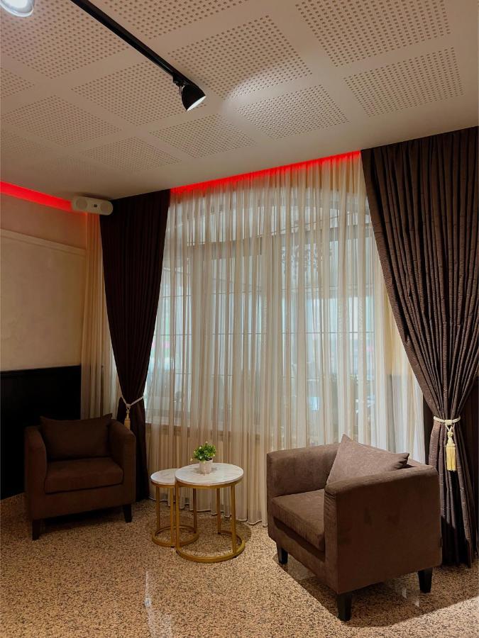 Family Hotel Paradise سينتس قسطنطين وهيلينا المظهر الخارجي الصورة