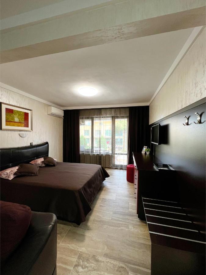 Family Hotel Paradise سينتس قسطنطين وهيلينا المظهر الخارجي الصورة